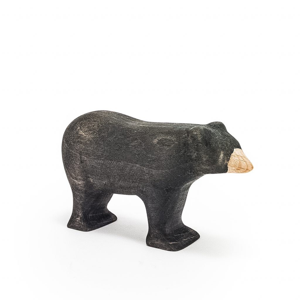 Wooden American animals. Safe toys to develop creativity and love for nature.